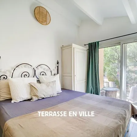 Villa Propriete Spacieuse- Calme, Nature, 0 Vis-a-vis *